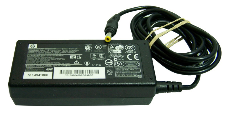 239704-001 HP 65-Watts 18.5V 3.5A AC Adapter for Pavilion and Presario Notebook PCs