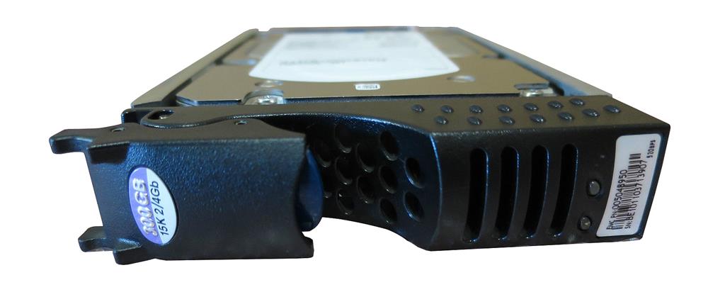 005049439 EMC 600GB 10000RPM Fibre Channel 4Gbps 3.5-inch Internal Hard Drive for CLARiiON CX Storage Systems