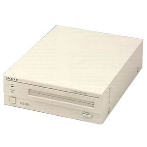 RMOS551/SN Sony RMO-S551 Magneto Optical Drive Magneto Optical Drive 5.2GB 2048 BpS 1 x Fast SCSI SCSI 5.25" External (Refurbished)
