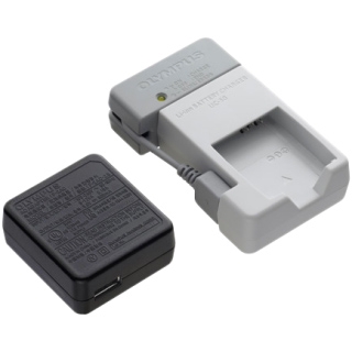 V621031XJ000 Olympus Battery Charger Uc-50 (Refurbished)