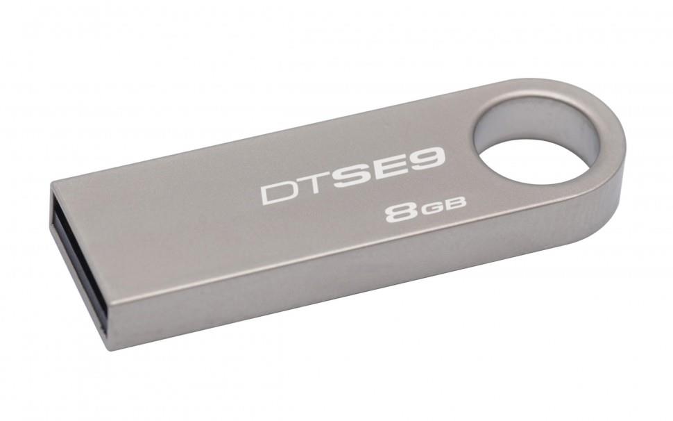 DTSE9H/8GBZ Kingston DataTraveler SE9 8GB USB 2.0 Flash Drive (Metal Casing)