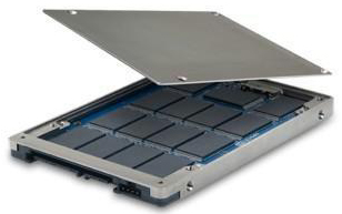 00W0411 IBM 400GB MLC SAS 6Gbps Hot Swap 3.5-inch Internal Solid State Drive (SSD)