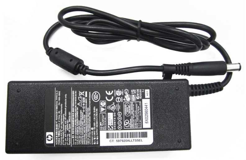 393955-001 HP 90-Watts 19V 4.7A AC Adapter for Pavilion and Presario Notebook PCs