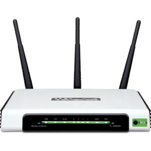 TL-WR940N TP-Link Advanced wireless N Router Atheros 2.4GHz 802.11n/g/b Built-in 4-Port Switch with 3 fixed antennas (Refurbished)
