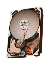 KZ73L017 Quantum 73GB 15000RPM SCSI 3.5-inch Internal Hard Drive