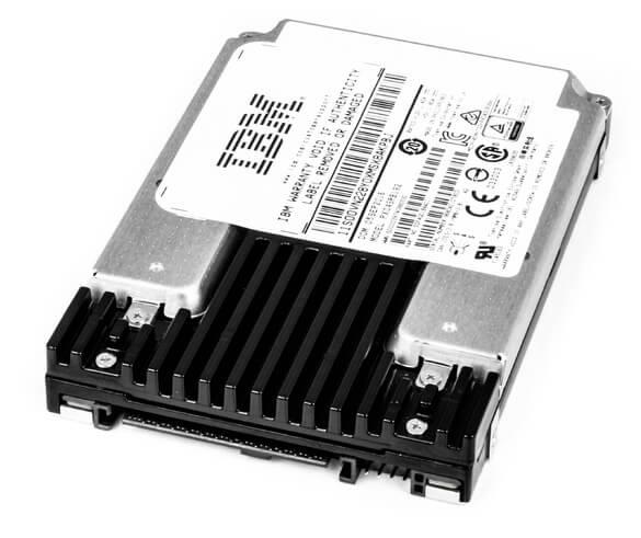 01LJ045 IBM 1.92TB SAS 12Gbps 3.5-inch Internal Solid State Drive (SSD) for FlashSystem 5100 Storwize V5100 and V5000E