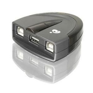 GUB201 IOGEAR USB 2.0 Peripherals Sharing Switch 2 x Type A USB 2.0 USB, 1 x Type B USB 2.0 USB External (Refurbished)